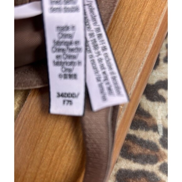 Lace Underwire Bra in Brown - Picture 7 of 8